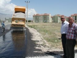 Geçit Beldesinde Asfaltsız Yol Kalmayacak