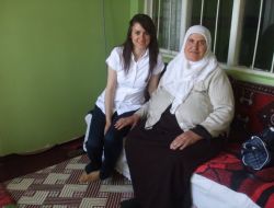 Köy Öğretmeni Öncü Oldu, Toplanan Mavi Kapaklarla Bir Engellinin Yüzü Güldü