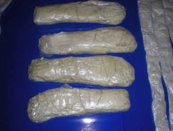 Muş’ta Eroin Ele Geçirildi 2 Yabancı Tutuklandı