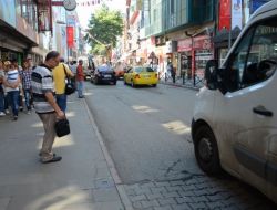 Zonguldak'ta 'Düzensiz Kaldırım' Tepkisi