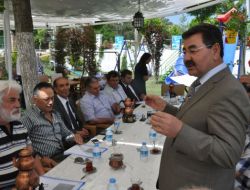 Başkan Odabaşı'ndan Şenlik Komitesine Ödül