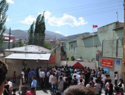 Hakkari'de Tatbikat Gerginliği