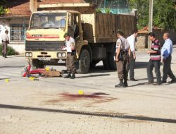 Eski Belediye Başkanının Babası Trafik Kazasında Hayatını Kaybetti