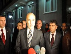 Esenyurt'ta Silahlı Çatışma:  Bir Şüpheli Öldürüldü, Bir Polis Yaralandı