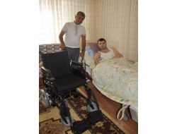 Manavgat Belediyesi'nden Yürüme Engelli Gence Akülü Araba