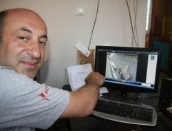 Ayran Hırsızları Güvenlik Kamerasına Takıldı