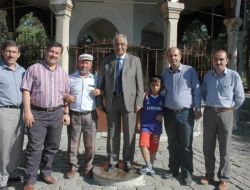 Hindistanlı Rektör, ‘molla Nasreddin’i Ziyaret Etti