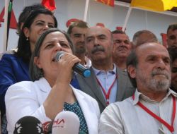 Kışanak, Kck Sanıklarına Destek Verdi!