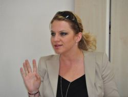 Girişimcilik Seminerine Kadın İlgisi