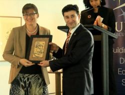 Avustralyalı Bakan: Müslümanların Anlatılandan Daha Farklı Olduğunu Gördük