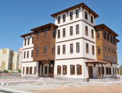 Osman Gazi Ve Oğlu Orhan Gazi'nin İsmi Semt Konaklarına Verilecek