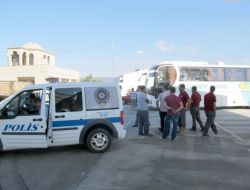 'Sen Nasıl Sollarsın' Dedi, Otobüs Sürücüsünü Yumrukladı