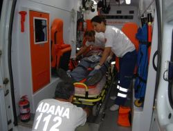 Kozan'da Trafik Kazası: 3 Yaralı