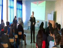 Kulu Emniyet Müdürü, Üniversiteli Gençlere Uyuşturucudan Korunma Yollarını Anlattı