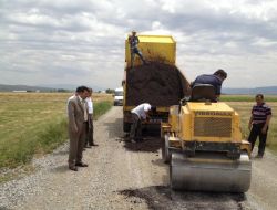 İl Özel İdare, 7 Bölgede Yol Çalışması Yapıyor