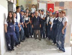 Seramik Kursunu Bitirenler, İlkokulun Bakımını Yapacak