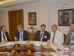 Suriye’nin Dünü, Bugünü Ve Yarını Gölbaşı’nda Masaya Yatırıldı