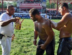 Başpehlivanlık Güreşleri Başladı