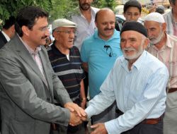 Keçiören Belediye Başkanı Ak, Vatandaşların Sorunlarını Dinledi