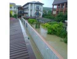 Rusya'da Sağanak Yağmur 68 Can Aldı