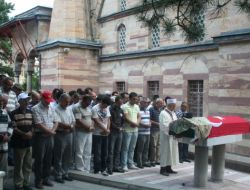 Komiser Koca Tarafından Öldürülen Bayan Polis Memuru Toprağa Verildi