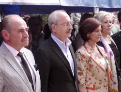 Kemal Kılıçdaroğlu, Ulukışla'da Kız Yurdunun Açılışına Katıldı