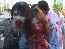 TAKSİM’İ ZOMBİLER BASTI