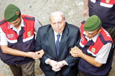 Üzmez'e Tutuklama Kararı