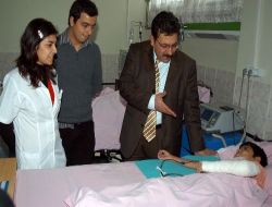 İlçeyi Ziyaret Eden Sağlık Müdürü'nden Uzman Doktor İstediler
