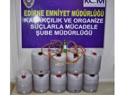 'Yakıt Deposu'ndan 90 Litre Kaçak Rakı Çıktı