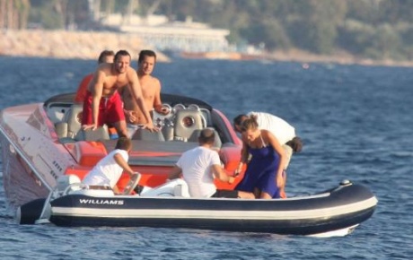 Acun'un aile saadeti