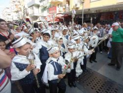 Bayraklı Belediyesi 120 Çocuğu Sünnet Ettirdi