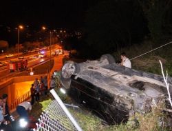 Boğaziçi Köprüsü Girişinde Kaza Yapan Araç Takla Attı