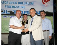 AMATÖR ŞAMPİYONLARA ÖDÜL