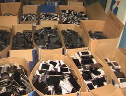 16 Bin 800 Kaçak Cep Telefonu