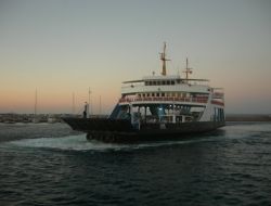 Köprü Trafiğine Arabalı Vapur Çözümü