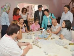 Vatikan Büyükelçisi Şeker Hayat Atölyesi’ni Ziyaret Etti