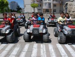 Çocuklar Eğlenirken Trafik Kurallarını Öğreniyor