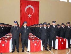 Sivas Polis Meslek Yüksekokulu 294 Polis Adayını Mezun Etti