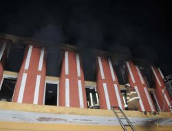 Mobilya Fabrikasında Yangın Paniği