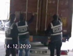 Polisten Kaçak Sigaraya Geçit Yok!