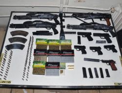 Diyarbakır'da Cephanelik Bulundu