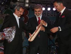 Bakan Yıldız 'Kemençe Ağası' Seçildi