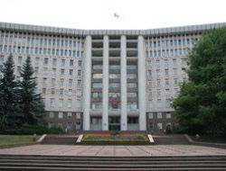 Moldova’dan Kısa Kısa – Devamsız Milletvekillerinin Maaşından Kesilebilecek