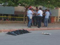 Kayseri’de Bir Baba Kızını Ve Evlenmek İstediği Genci Öldürdü