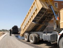 Adıyaman'da Alt Yapısı Tamamlanan Yollar Sathi Asfalt Kaplama Yapılıyor
