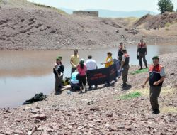 Gölete Giren 3 Çocuk Boğuldu