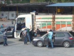 Kamyon Deposunda 'Sarımsaklı Eroin'