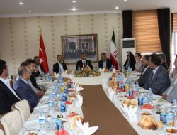 İRAN HEYETİ AĞRI'DA..