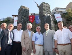 Yüzen Taşlar Heykeli, Bursalıların Yeni Buluşma Noktası Olacak